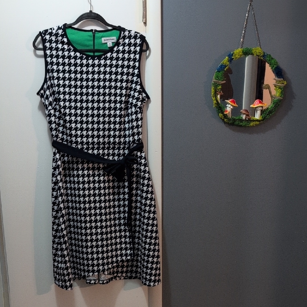 Blue and White Sleeveless A-Line Midi Dress With Houndstooth Print